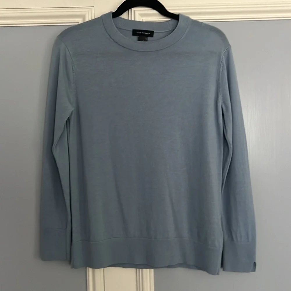 Club Monaco 100% wool sweater. Light blue. Size S